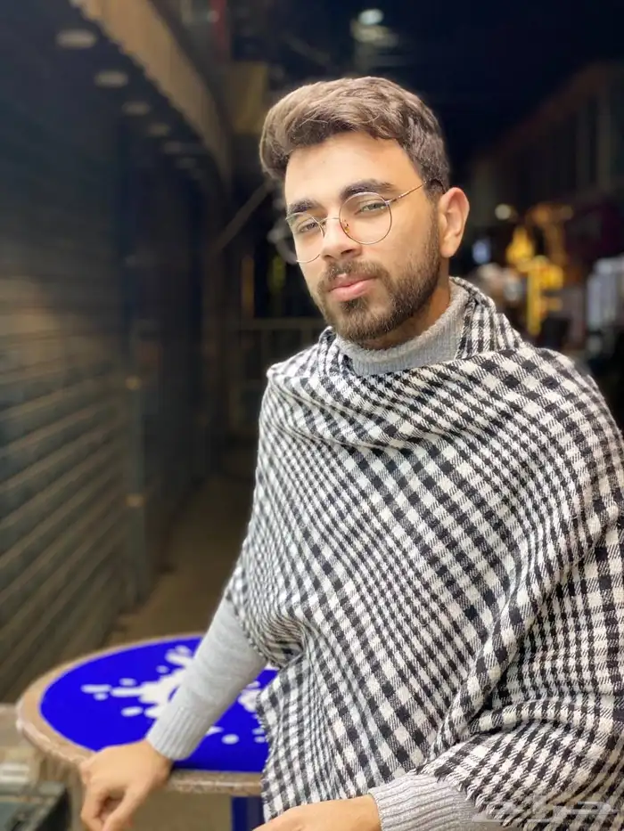 موديل إعلانات احترافي. خبرة بالمجال 0