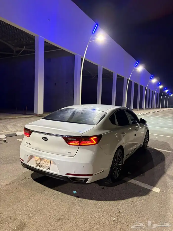 كيا كادينزا 9