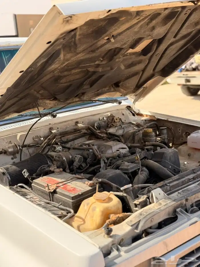 باترول أبيض موديل 90 4