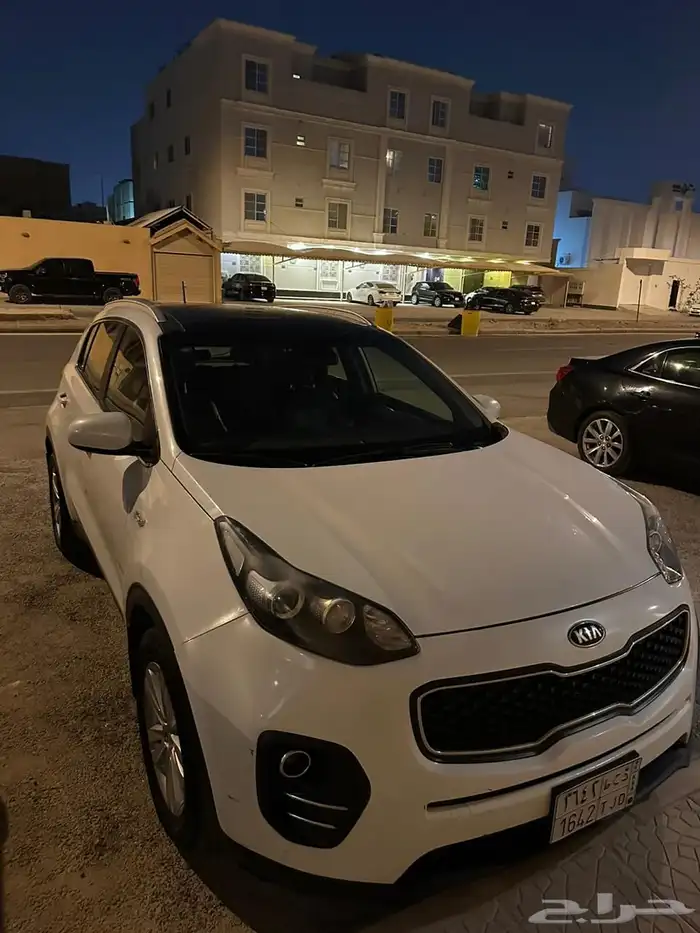 سبورتاج 2017 نصف فل بانورما مالك اول 1600 سي سي 3