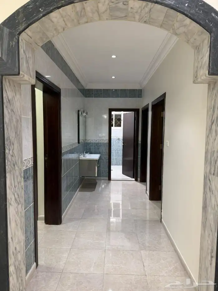 شقة فاخرة 6 غرف للإيجار بحي المروة 10