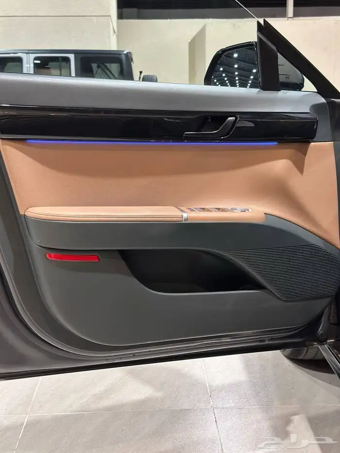 ازيرا 2023 بريميوم . رصد الفخامة 20