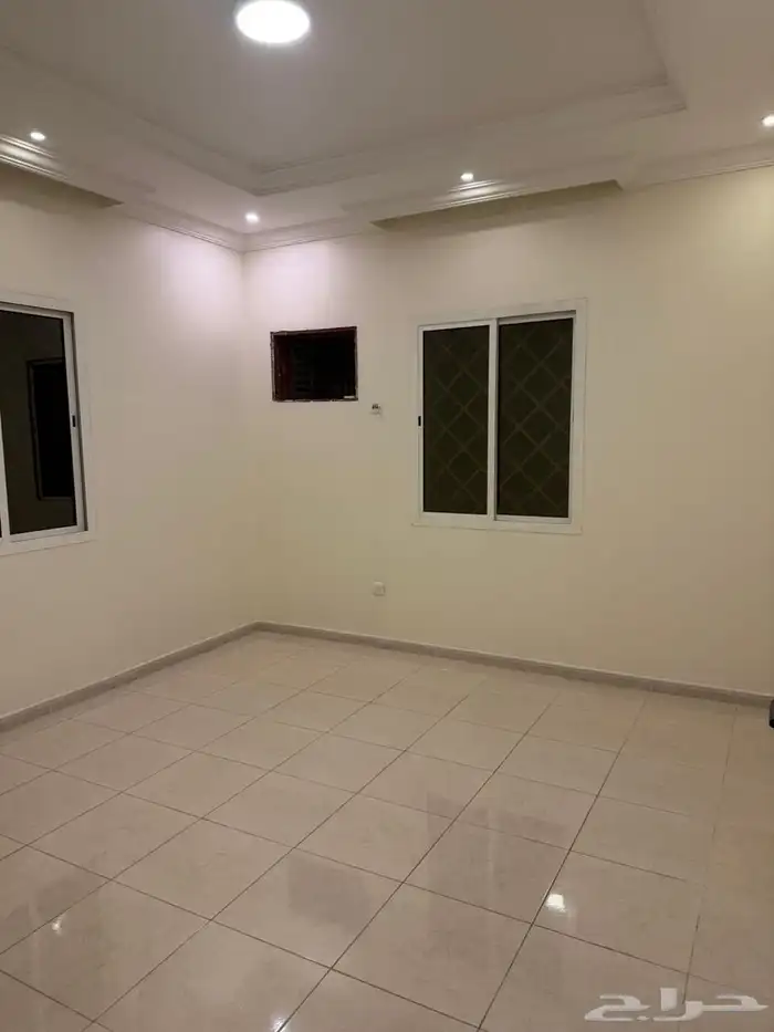 شقة فاخرة 6 غرف للإيجار بحي المروة 8