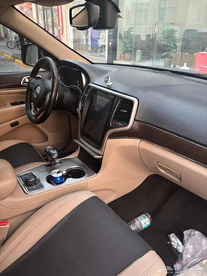 جيب جراند شيروكي لمتيد 5