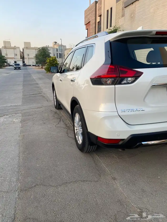 اكس تريل 2022 7