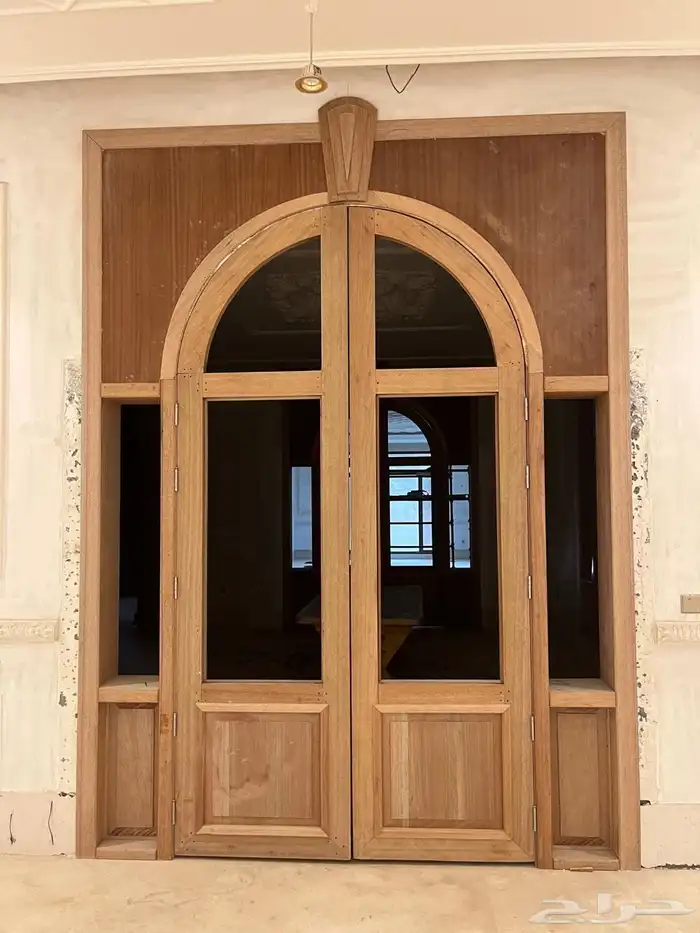 نجار محترف لتنفيذ كافة الأعمال الخشبيه 0