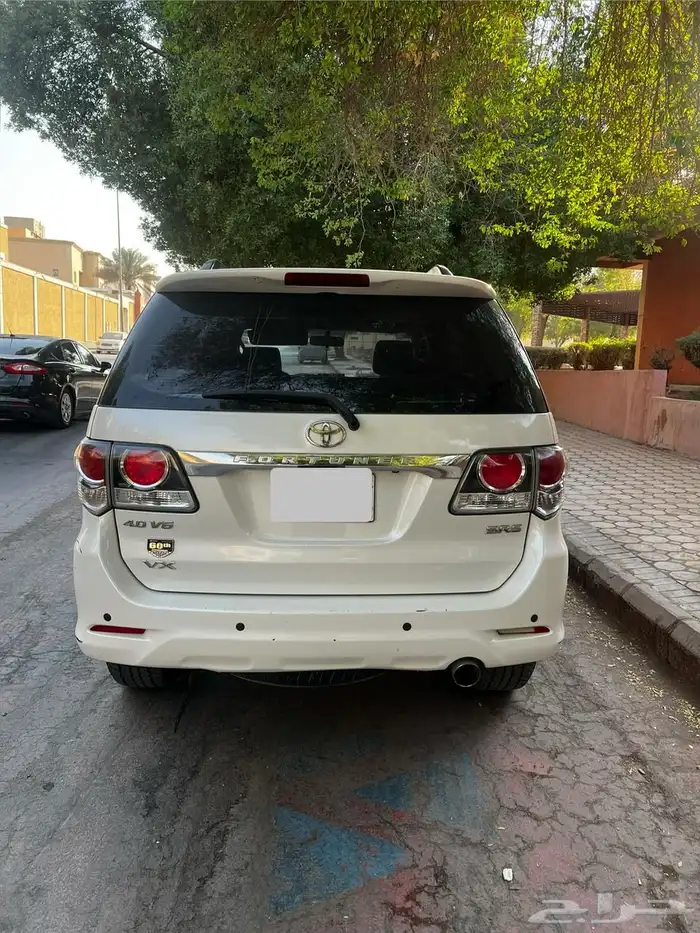 فورتشنر 2015 VXR فل كامل 60 عام 7