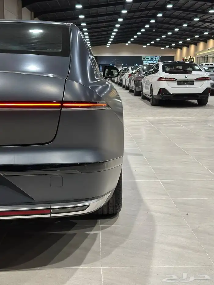 ازيرا 2023 بريميوم . رصد الفخامة 9