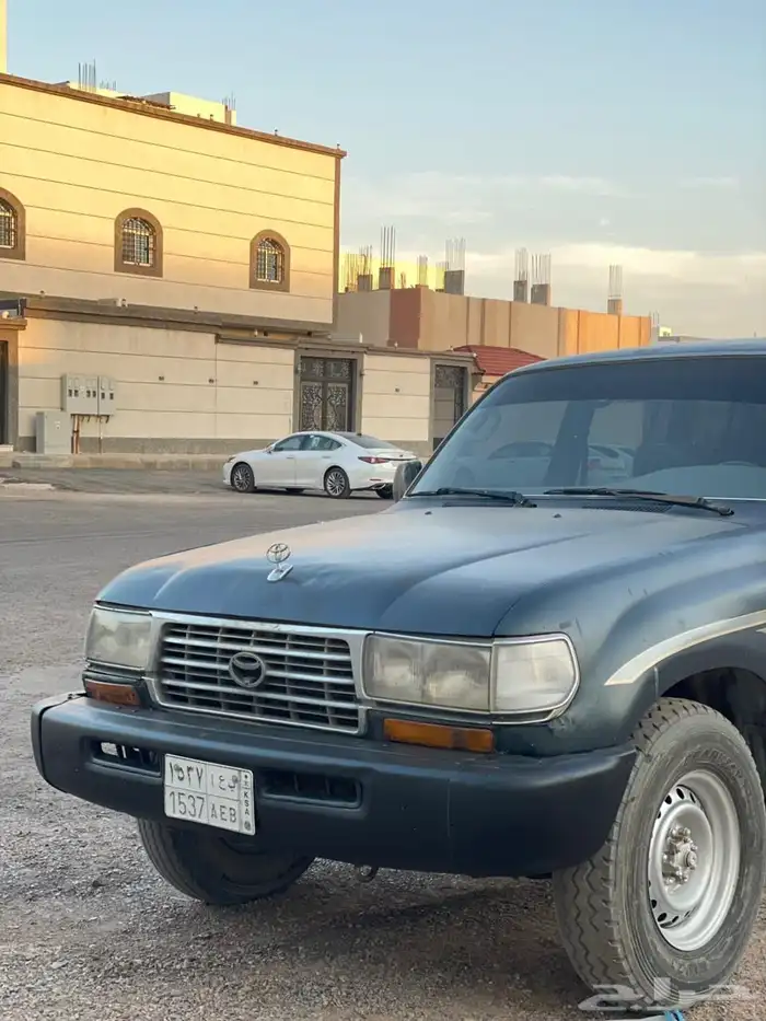 جيب لاندكلوزر صالون 3