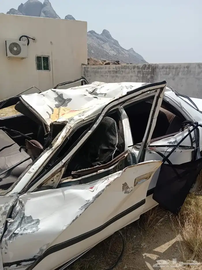 بيع قطع سياره كرسيدا عام 1992 0