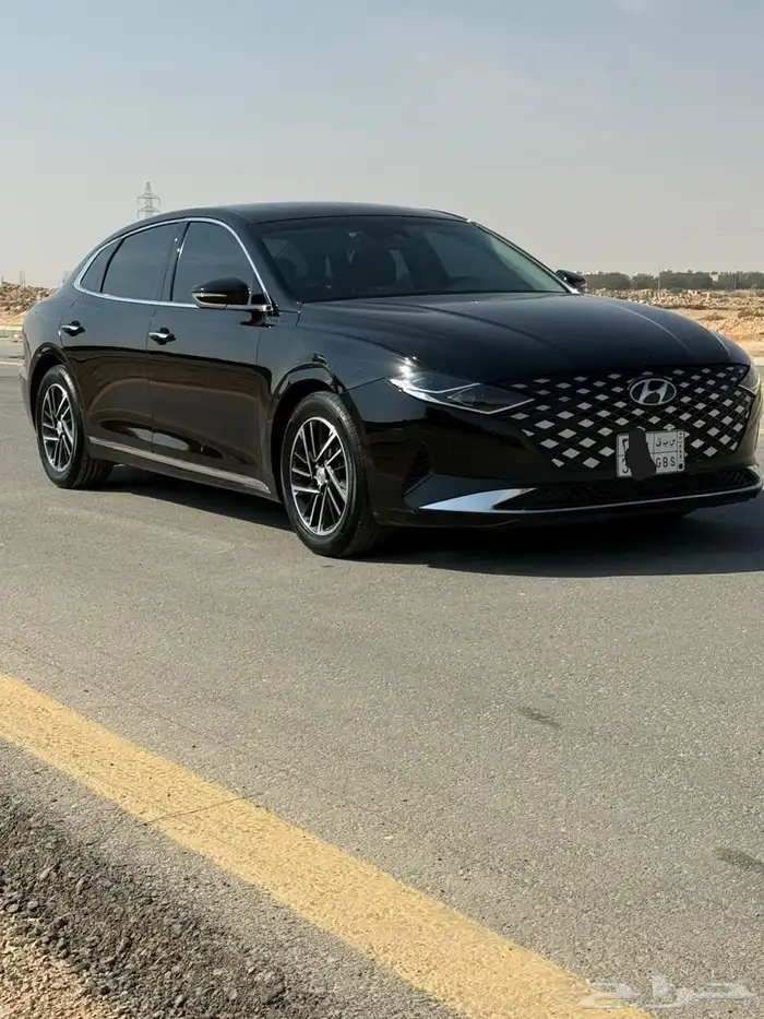 هيونداي ازيرا لون اسود داخلي أسوده ممشى قليل محركات بلد 5