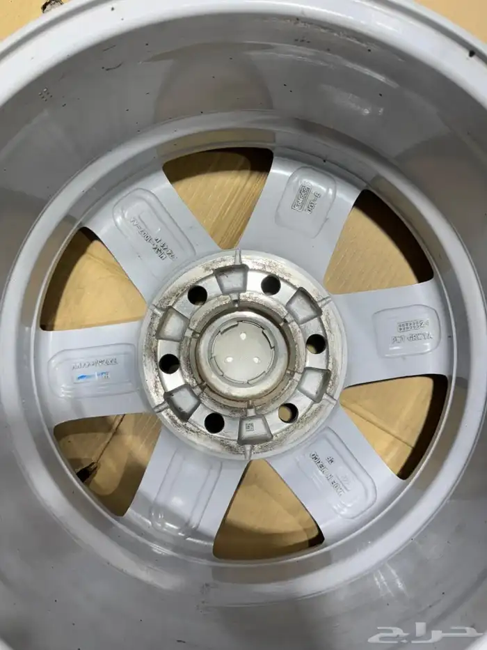 جنوط فورد F150 اصلي وكاله مقاس 17 موديل 2023 7