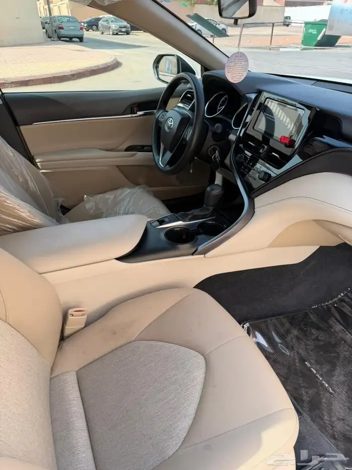للبيع كامري 2024 6
