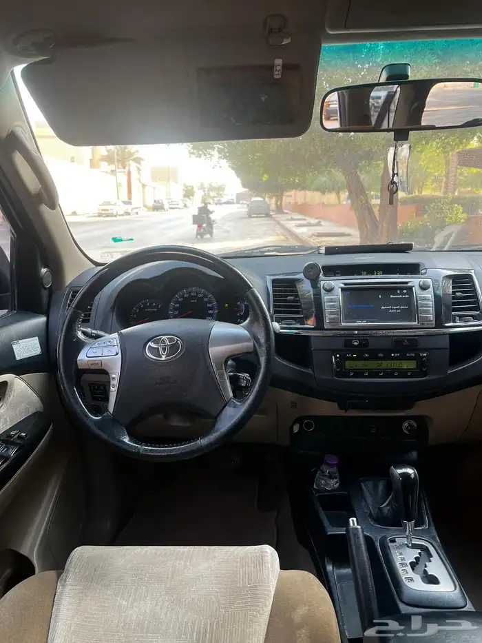 فورتشنر 2015 VXR فل كامل 60 عام 2