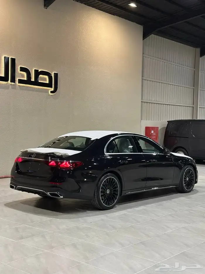 مرسيدس E300 2025 AMG فل كامل اصفار . رصد الفخامة 10