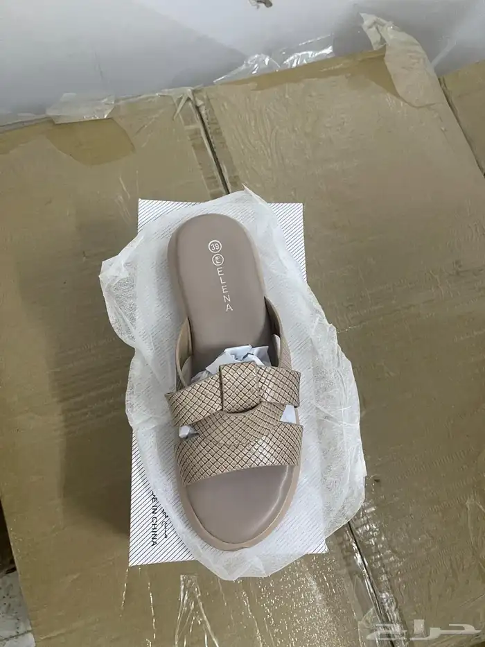 جزم نسائي فاخره جملة 81