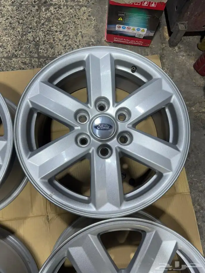 جنوط فورد F150 اصلي وكاله مقاس 17 موديل 2023 4