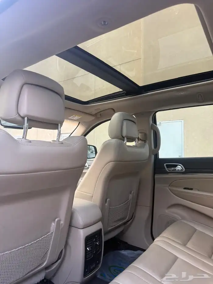 جيب جراند شروكي فل لمتيد 10