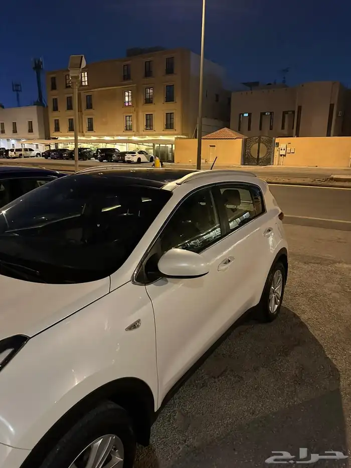 سبورتاج 2017 نصف فل بانورما مالك اول 1600 سي سي 8