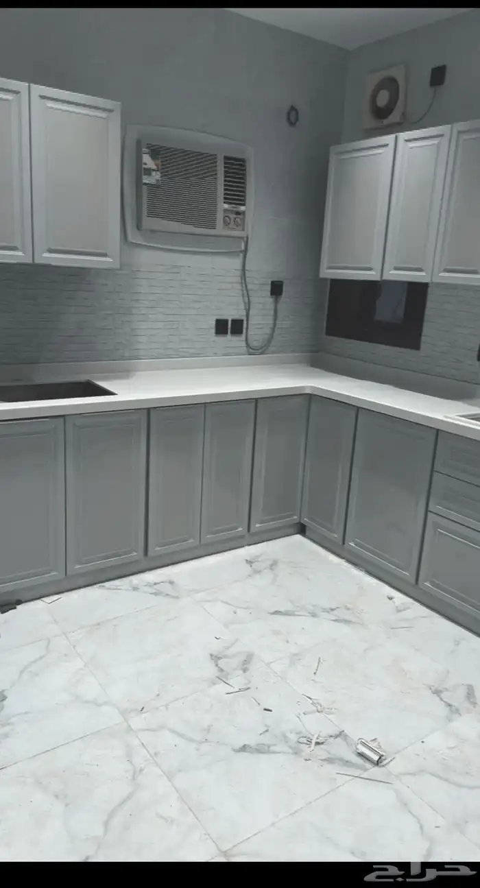 يوجد اثاث متكامل 6