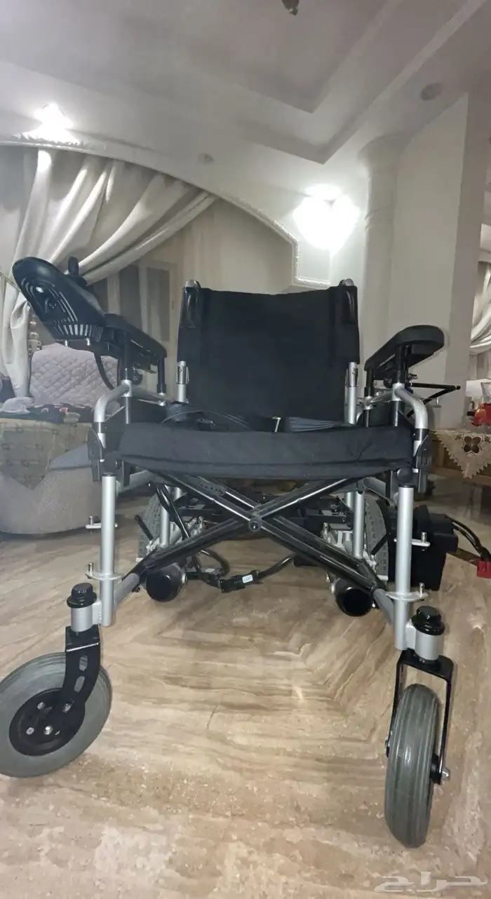 عربيه كهربائيه مفيده 25 امبير حجم البطاريه جدا مناسب وكبيره 3