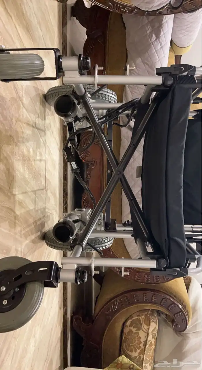 عربيه كهربائيه مفيده 25 امبير حجم البطاريه جدا مناسب وكبيره 1