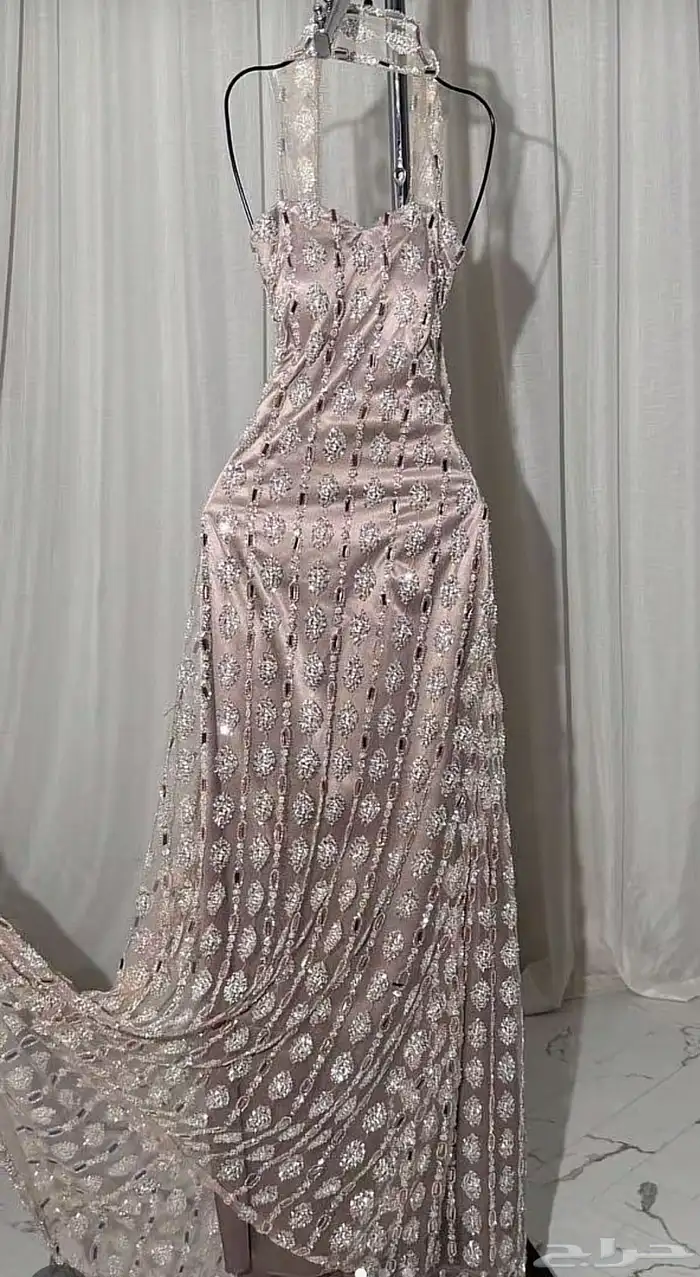 فستان جديد لم يلبس 0