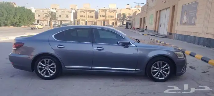للبيع لكزس LS 460  2015 شورت امريكي 3