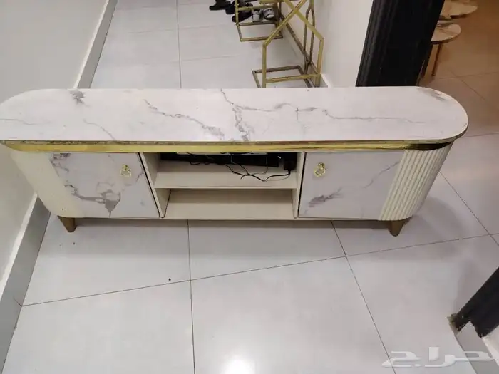 2 سرير نفر ونص   طاولة تلفزيون   دولاب سحاب 2