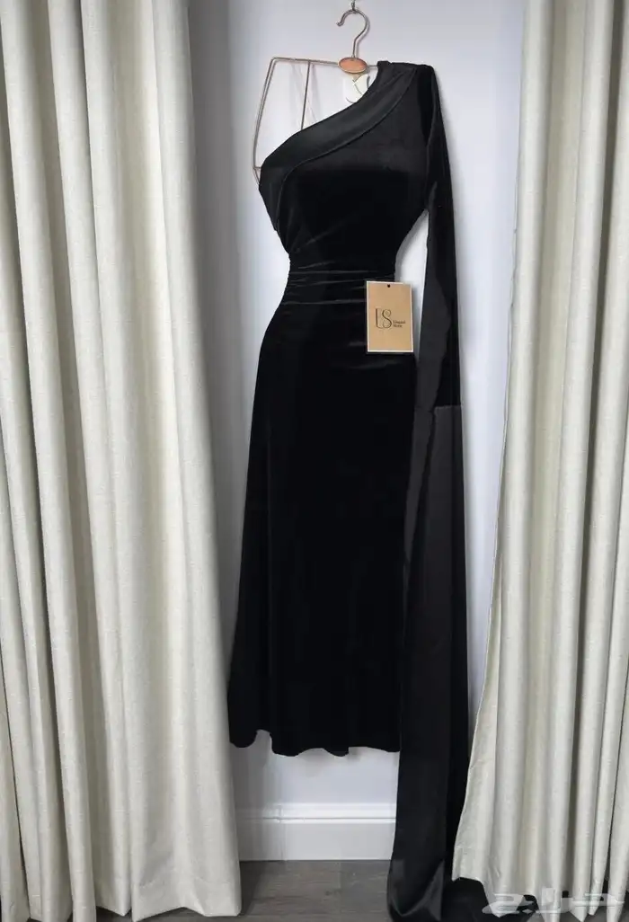 فساتين للبيع 0