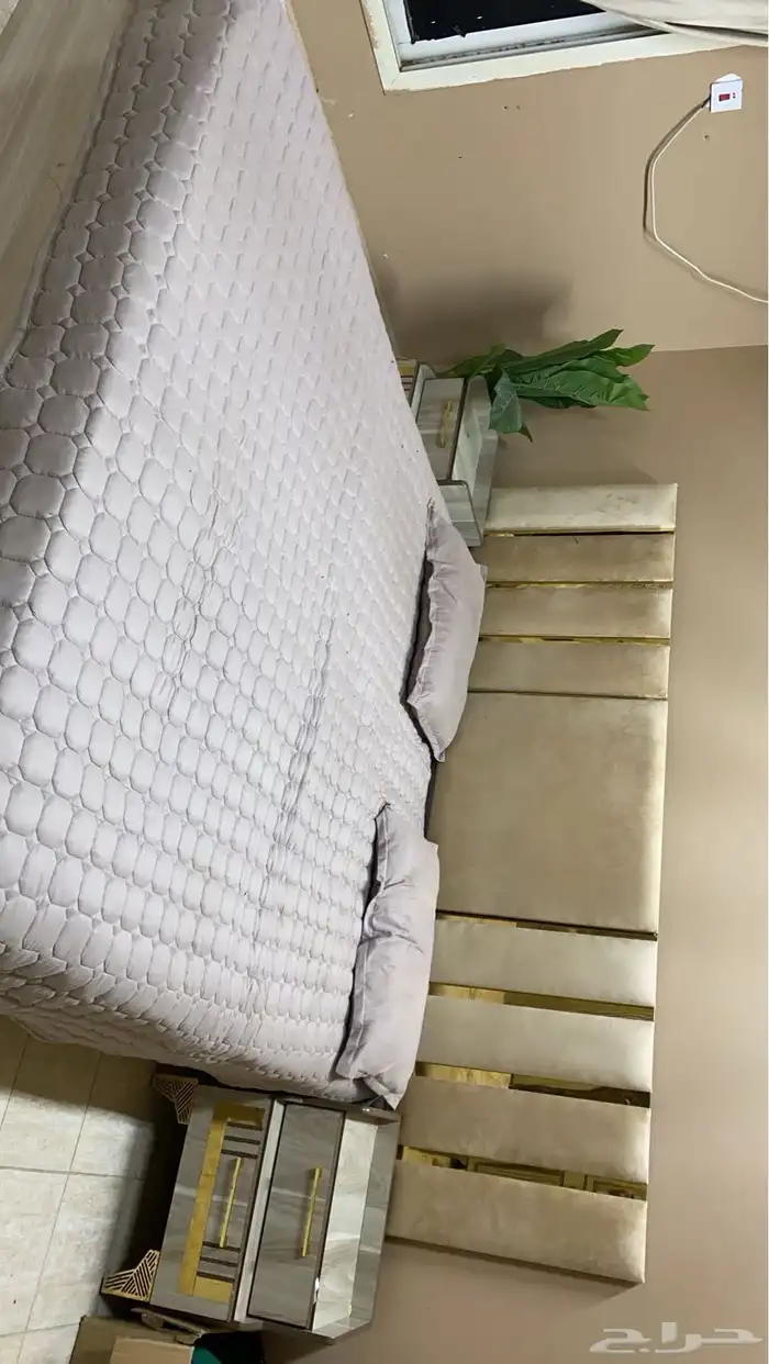 غرفه نوم كويسه ونظيفه مستعملها لكن نظيفه وحلوه 1