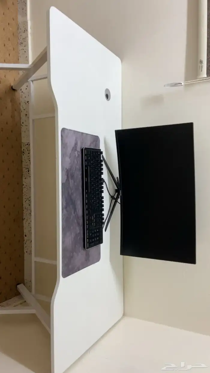 شاشة و طواله 0