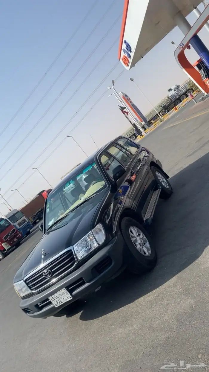 لاندكروزر 2001GXR السوم 28 و البيع قريب 1
