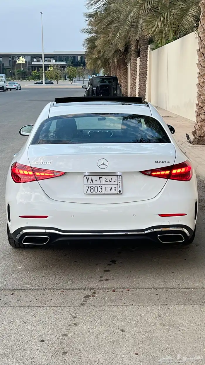 مرسيدس C300 موديل 2023 عداد 6 آلاف كيلو بحالة المصنع 14