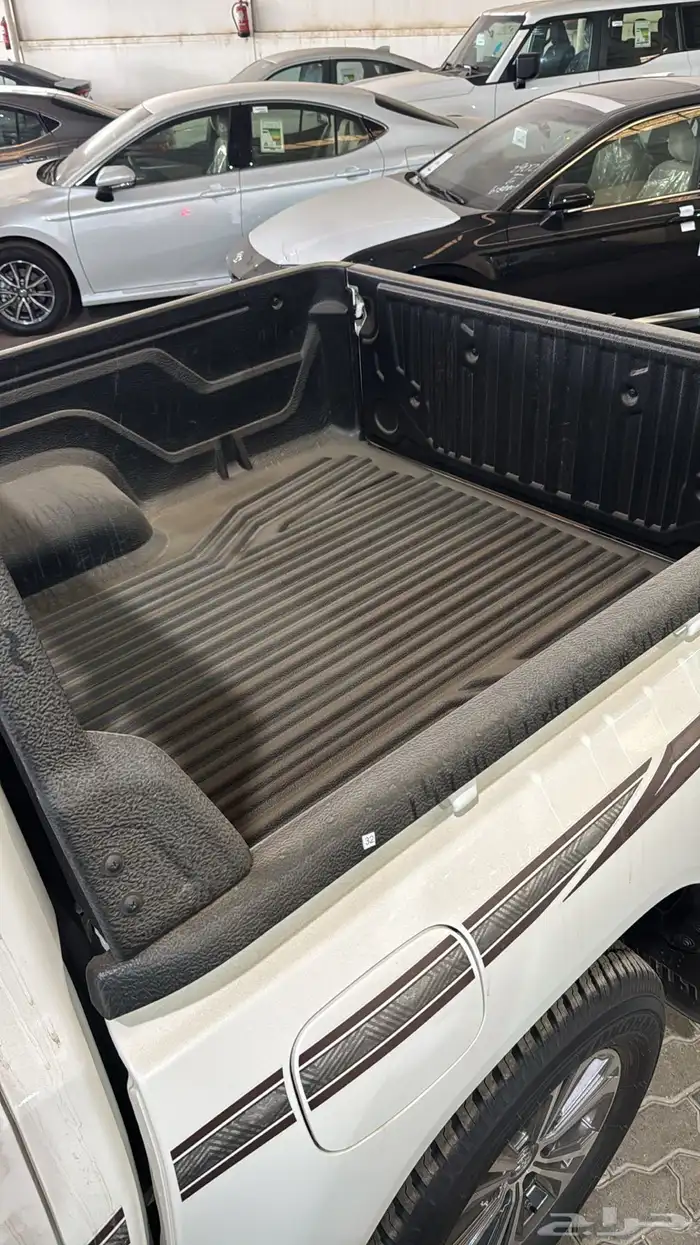 تويوتا هايلوكس SGLX ديزل 2025 10