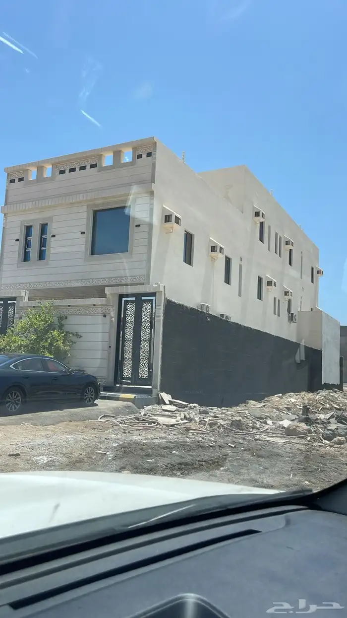 فيلا   3 شقق فالخلف للبيع 1