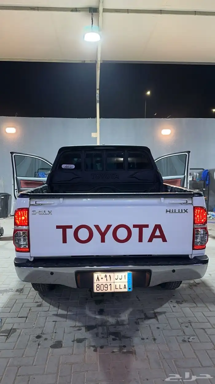 للبيع هايلوكس 2012 سعودي 1