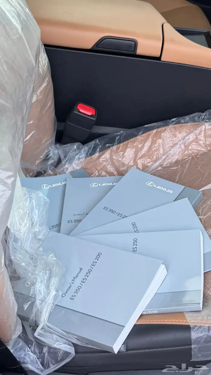 للبيع لكزس AA ES250 - 2023 بحالة الوكاله 21