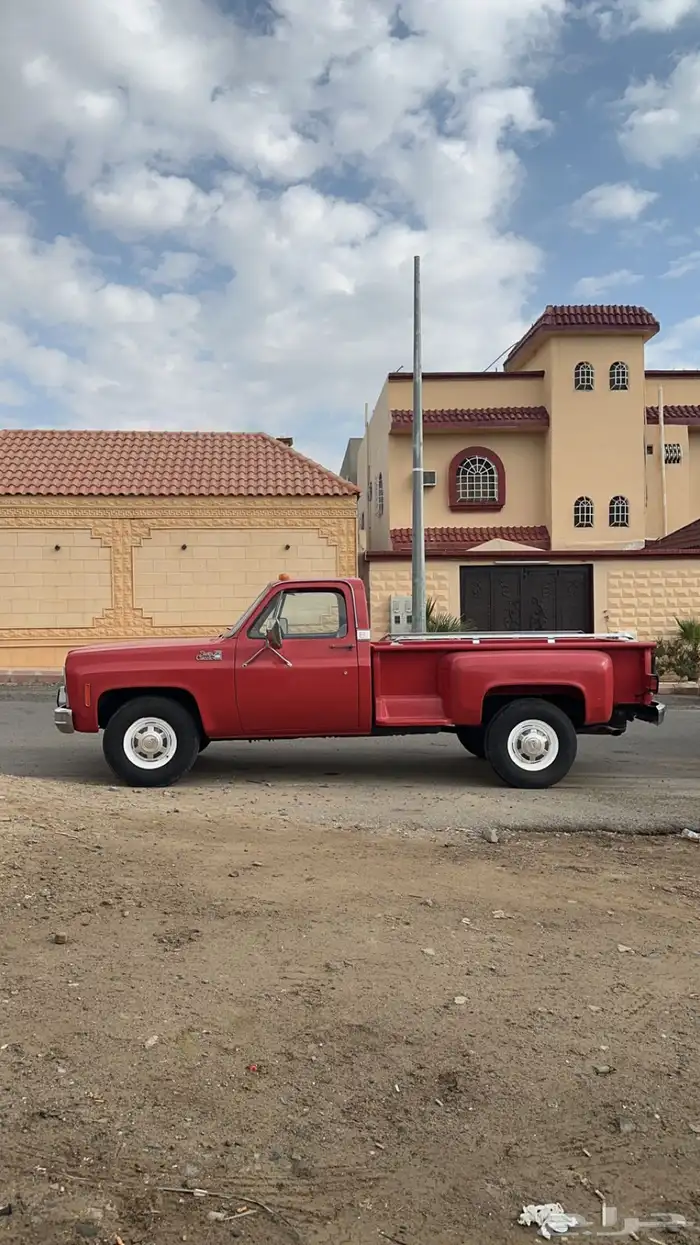 للإيجار جمس سياره كلاسيكيه بهبهاني احتفالات يوم التاسيس 2