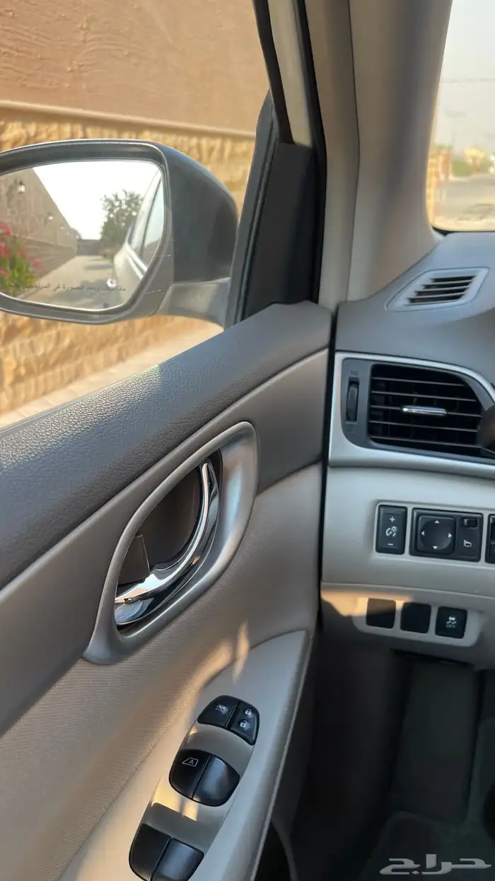 نيسان سنترا 2019 ( مكينة كبيرة   مثبت سرعة ) 5