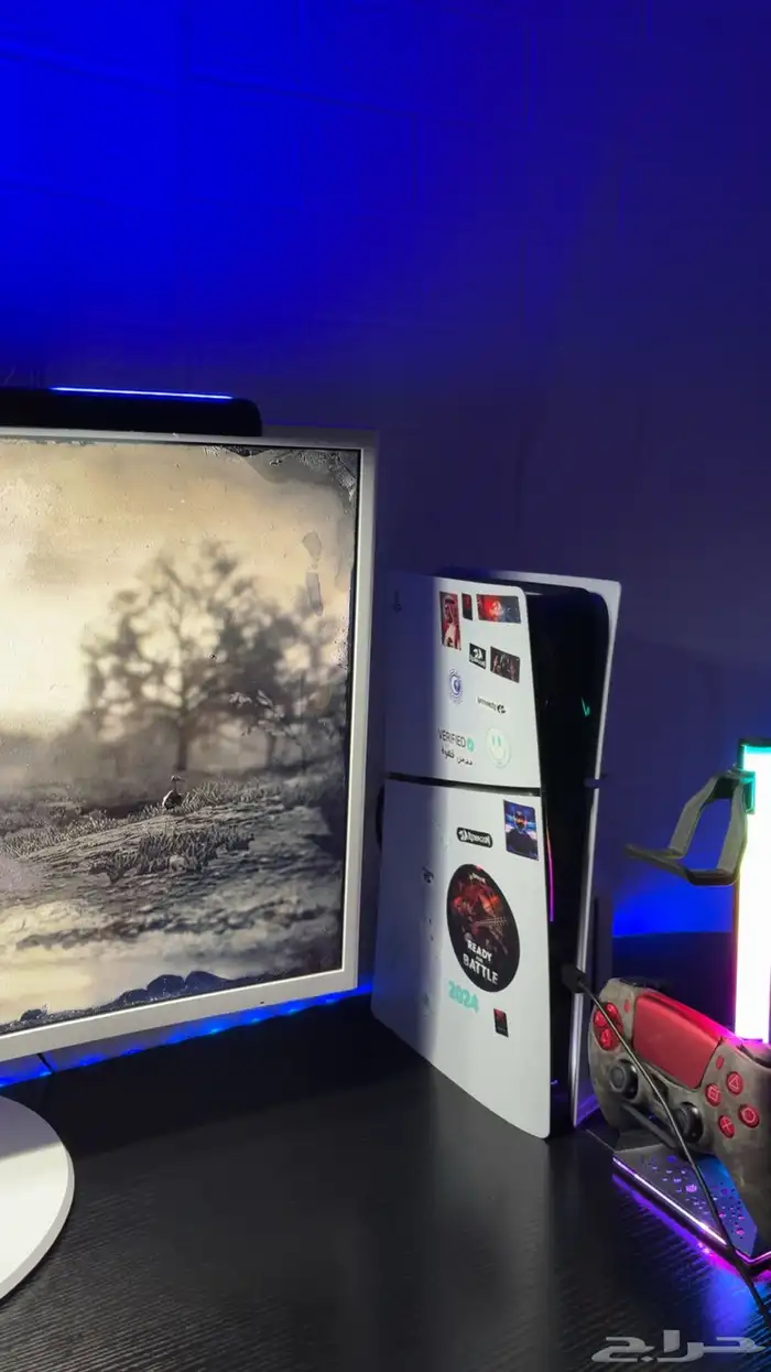 بلاستيشن فايف للبيع ون تيرا معه يدين الوكاله وسماعه وكرتونه 0