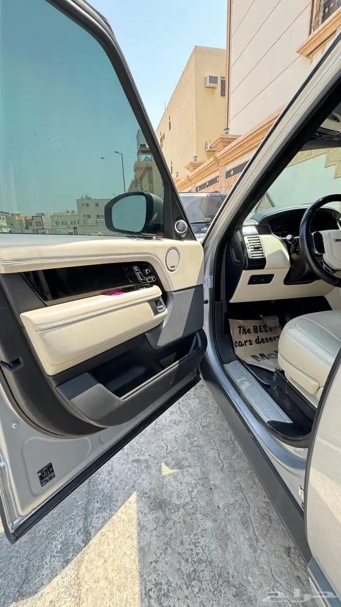 رنج روفر 2020 لوحة دبي 13