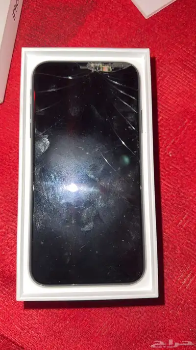 ايفون 11 و ايفون XR index