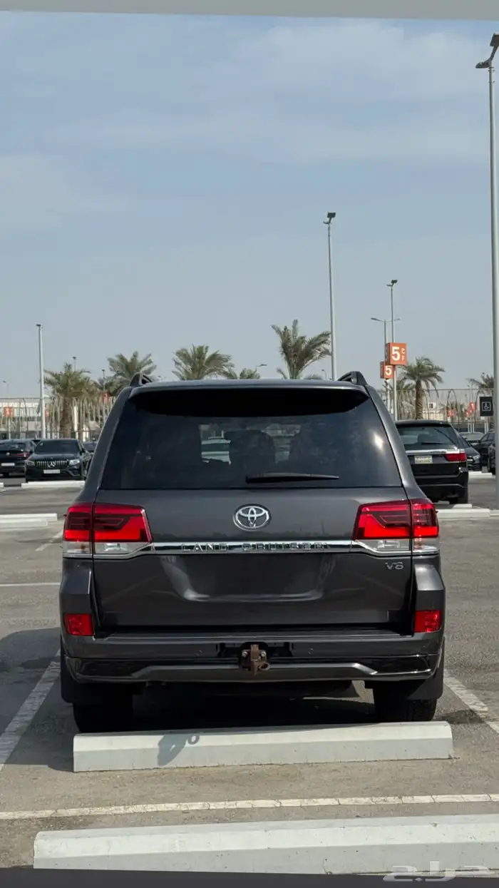 لاند كروزر 2018 للبيع 1