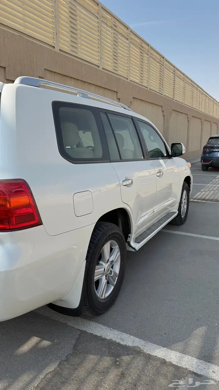 جيب جسكار مخزن ممشى قليل 2