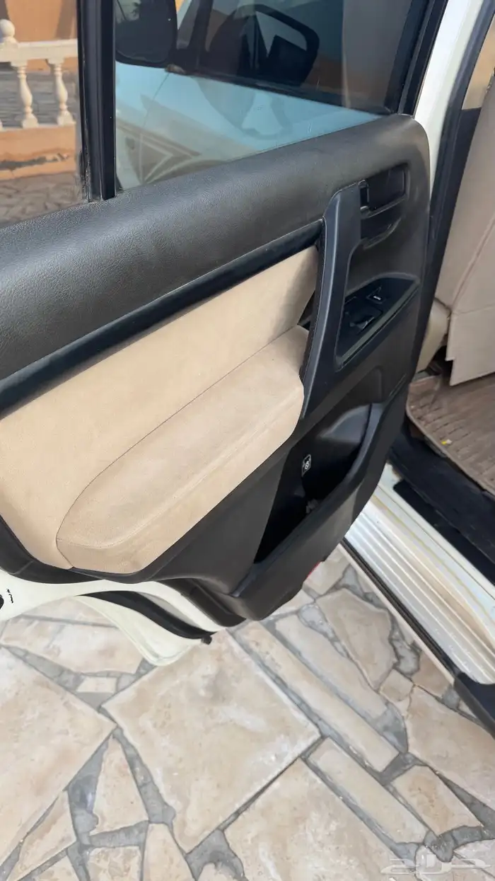 لاندكروزر GX V6 موديل 2010 بدي وكاله ومحركات على شد المصنع 8