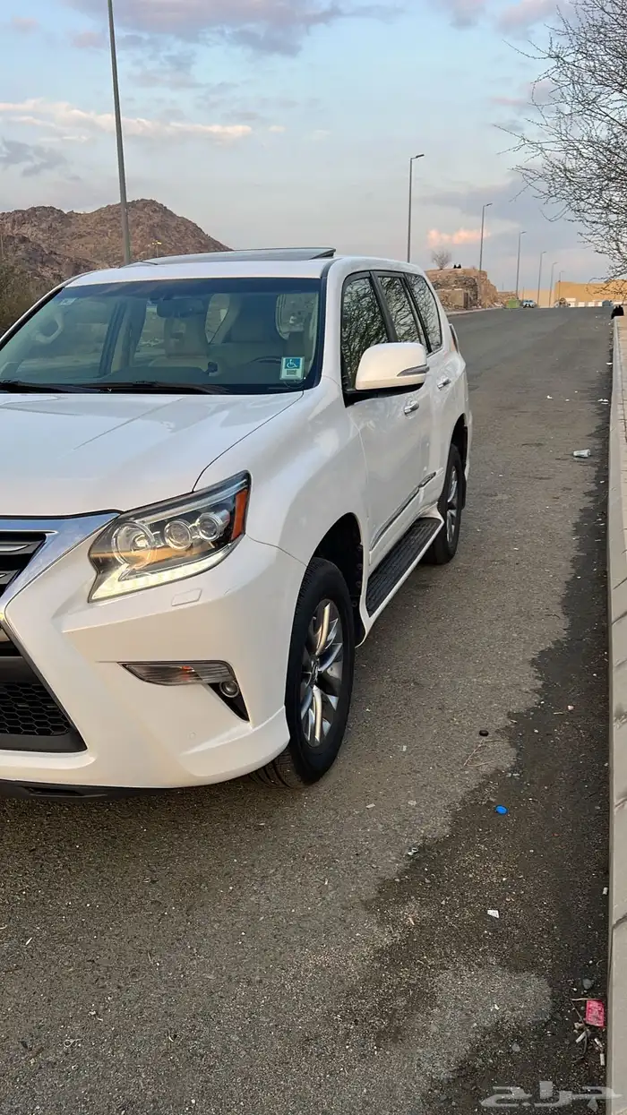 للبيع جيب لكزس GX460 1