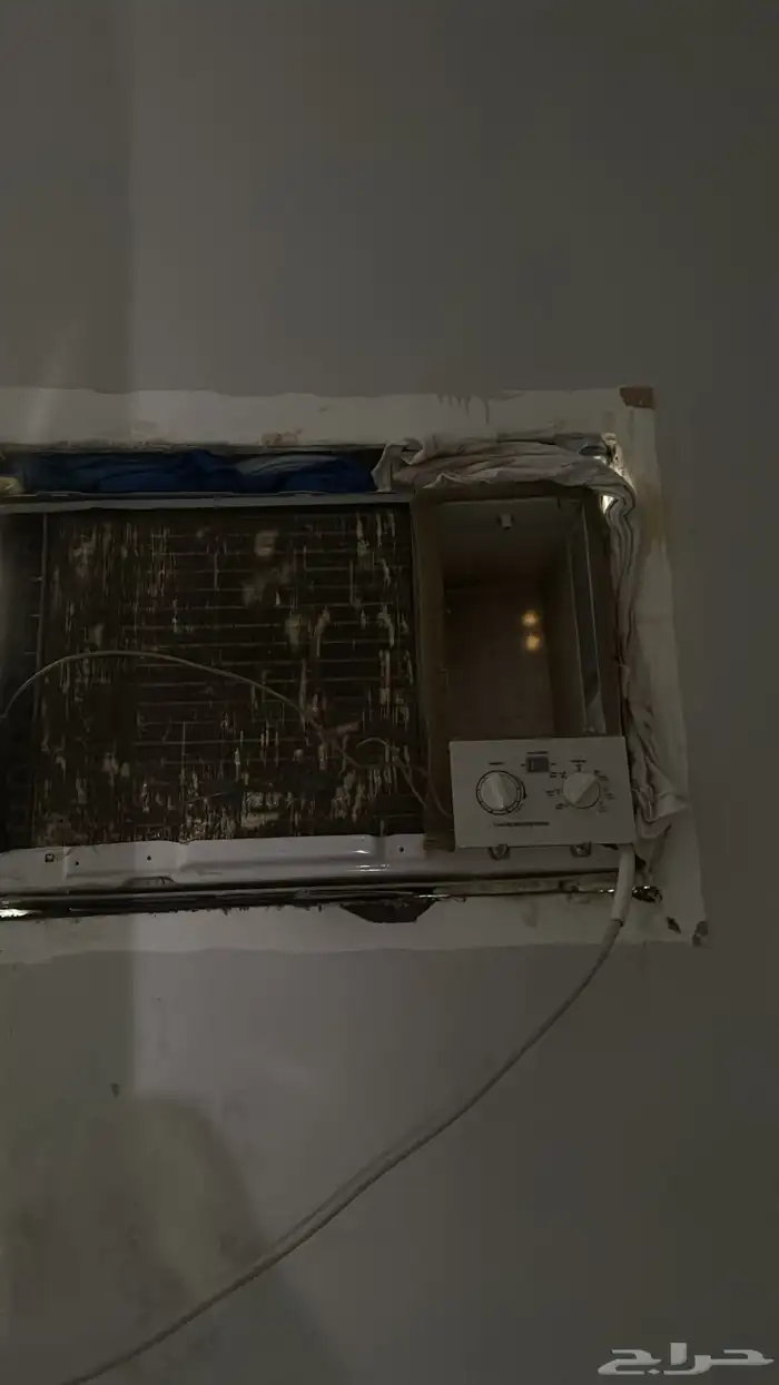 للبيع دولاب مطبخ ومكيفات 1
