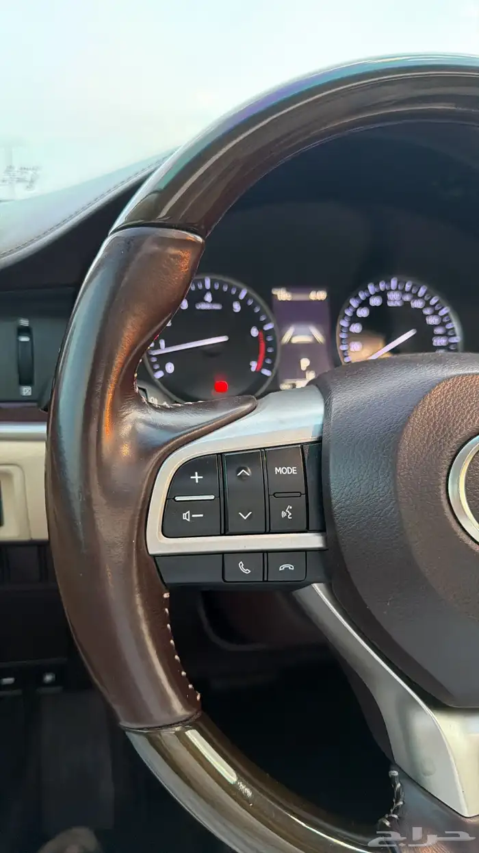 لكزس ES350 2018 فل كامل 27