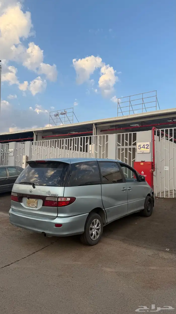 تيوتا بريفيا 1